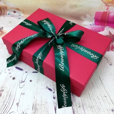 Dozen van de de Giftverpakking van Kerstmissokken CMYK de Magenta Van golfkarton