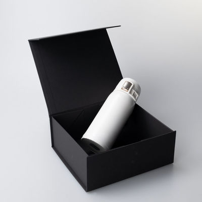 157gsm Art Paper Black Gift Box met Deksel Vouwbare Stijve Magnetische Verpakking