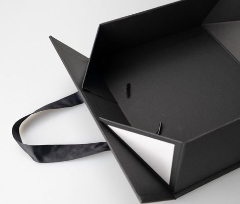 157gsm Art Paper Black Gift Box met Deksel Vouwbare Stijve Magnetische Verpakking