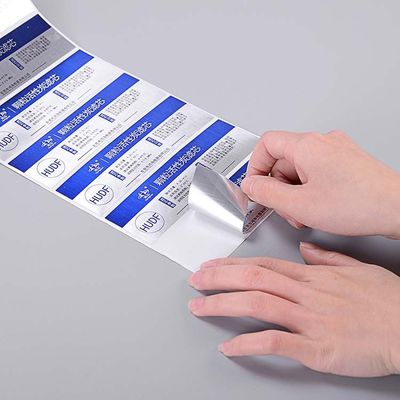 De zelfklevende Waterdichte Verpakkende Stickers van de Voor het drukken geschikte pantonedouane