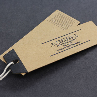Luxueuze Folie het Stempelen Vlek UV Gepersonaliseerd Hang Tag Pantone Color