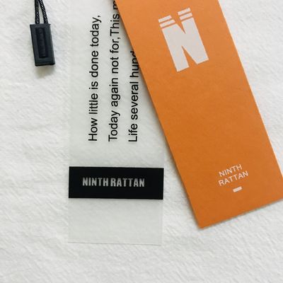 OEM Debossing het Huwelijk dankt u Kartonschommeling Hang Tag With Rope