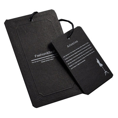 Het Met een laag bedekte Document van zakkenschoenen 350gsm Douane Hang Tag Black White Print