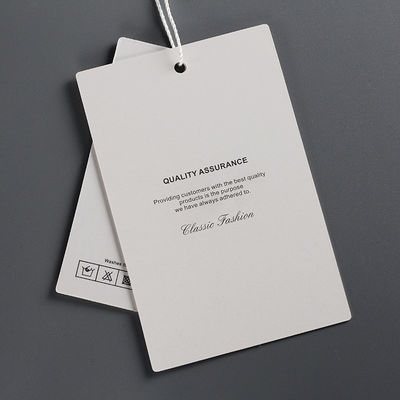 Wit Duplexdocument de Klantenembleem van Matte Varnishing Garment Swing Tags