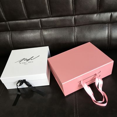 Doos van de verjaardags de Magnetische Vouwende CMYK PMS Opvouwbare Gift met Lint